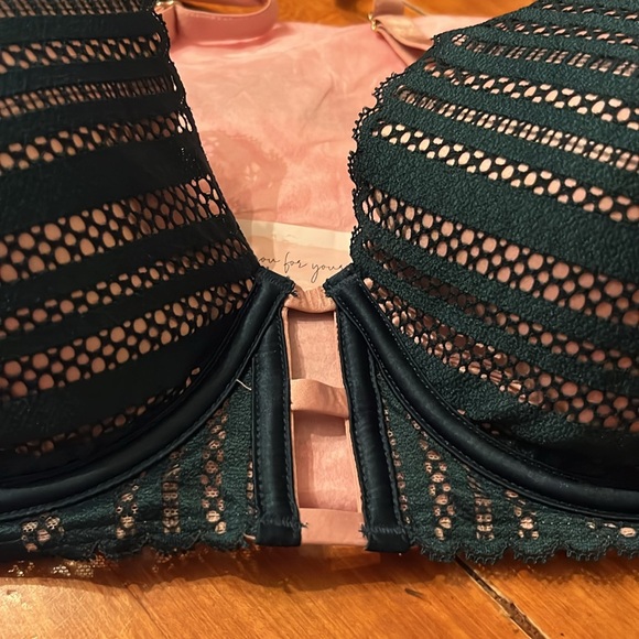 Victoria’s Secret Very Sexy Lightly Lined Lace Push Up Bra 34DD Matching Set M - Picture 6 of 11